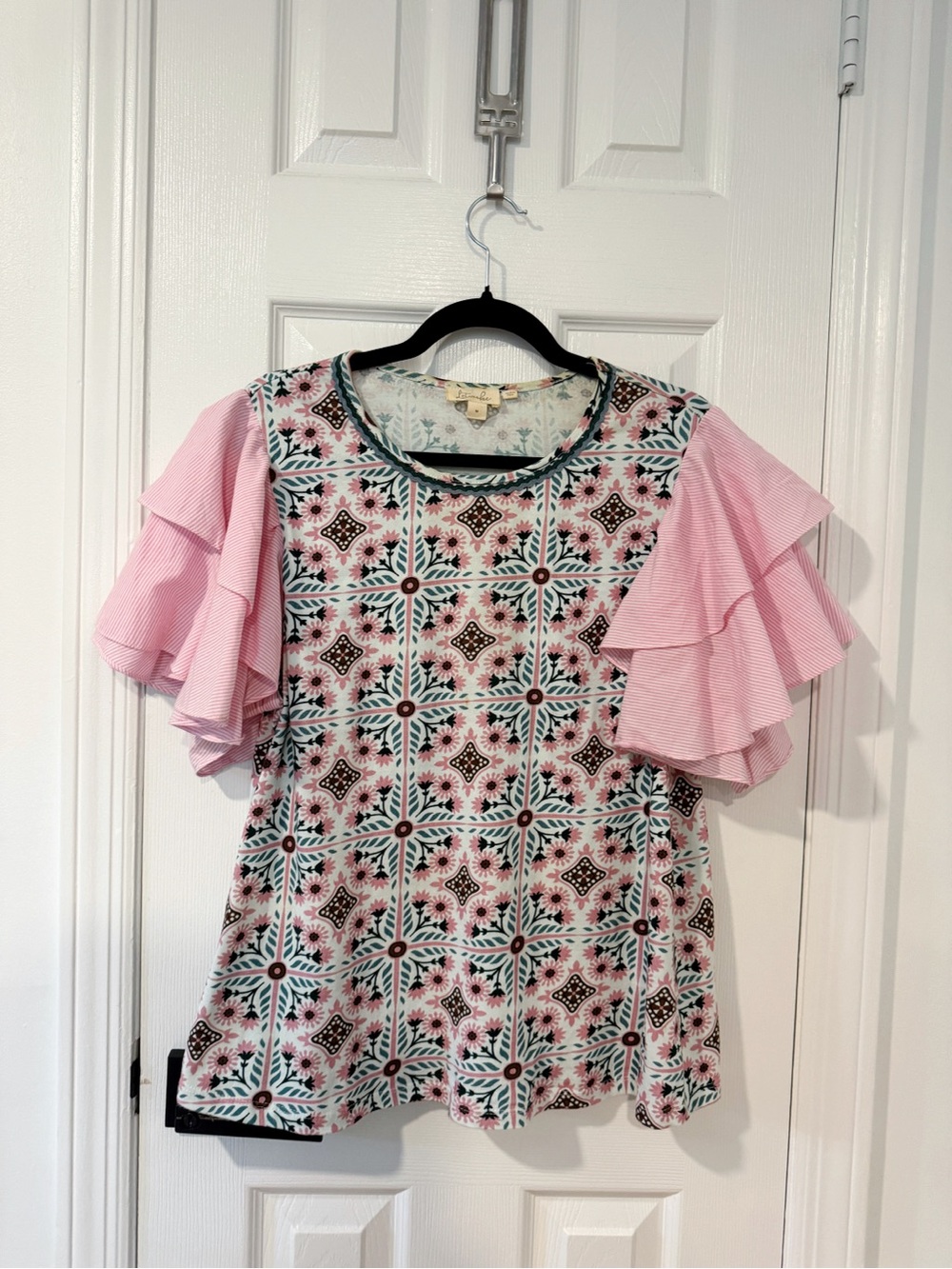 Anthropologie Let me be Floral Print Ruffle Sleeve Cotton Top Size M